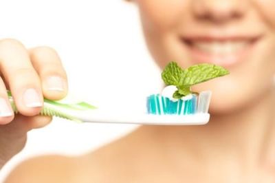 正常人能使用脱敏牙膏吗？脱敏牙膏常用的品牌有哪些？