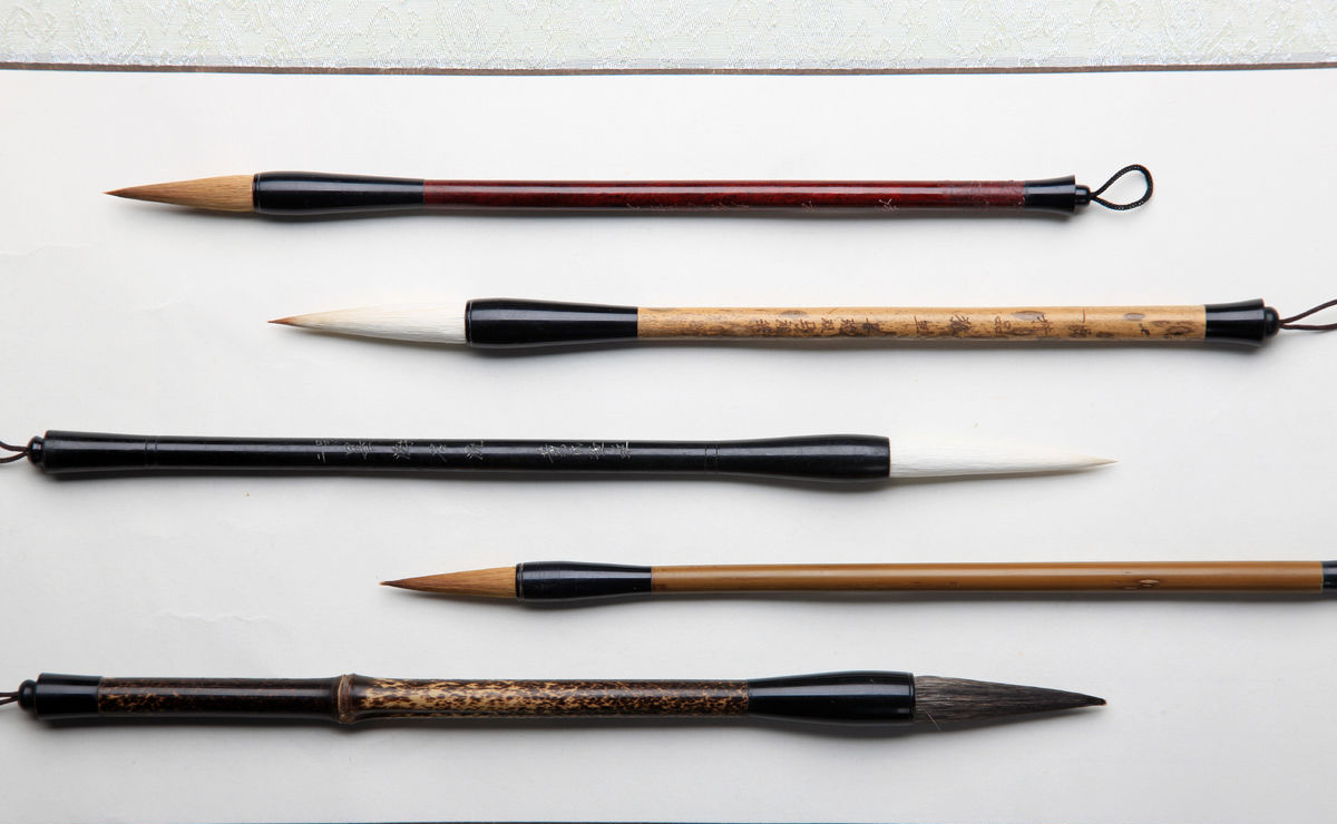 练习毛笔字用多少钱的毛笔比较合适？越贵越好吗？