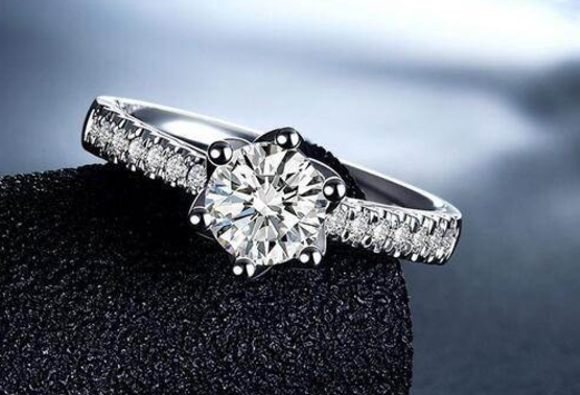 钻石戒指哪个牌子最好？推荐几款好看的钻石戒指