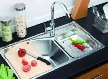 厨房水槽有异味怎么办？如何去除厨房水槽的异味？