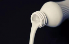 脱脂牛奶能帮助青春期长高吗？每天喝一年可以长高多少？